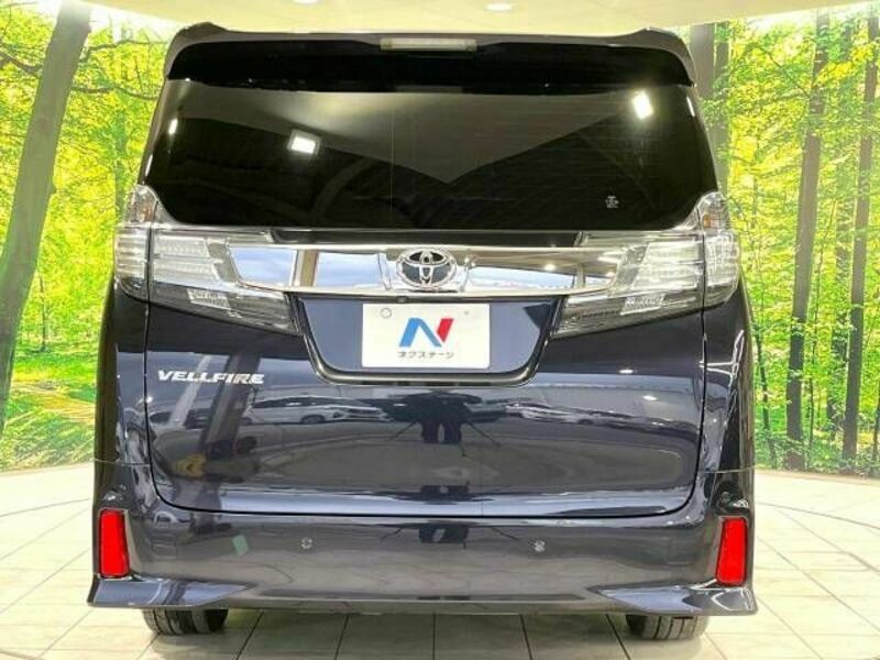 VELLFIRE-15