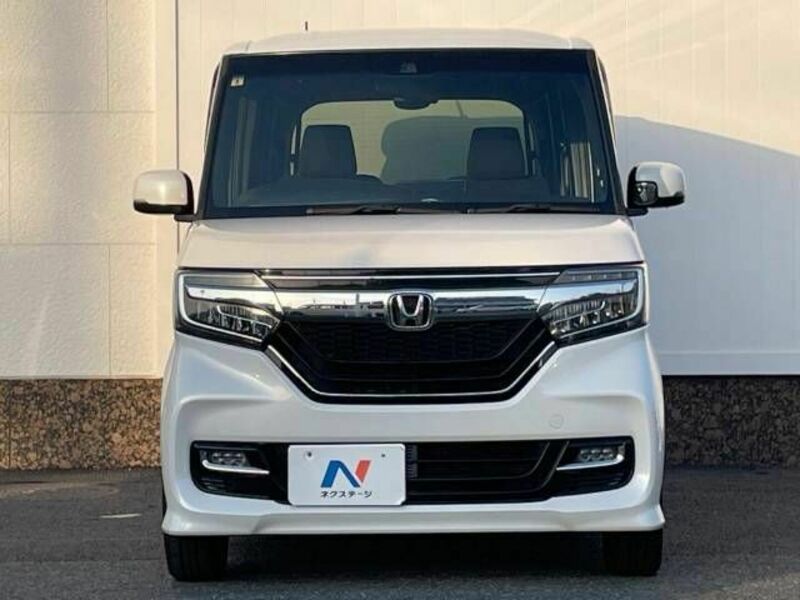 N BOX CUSTOM-11