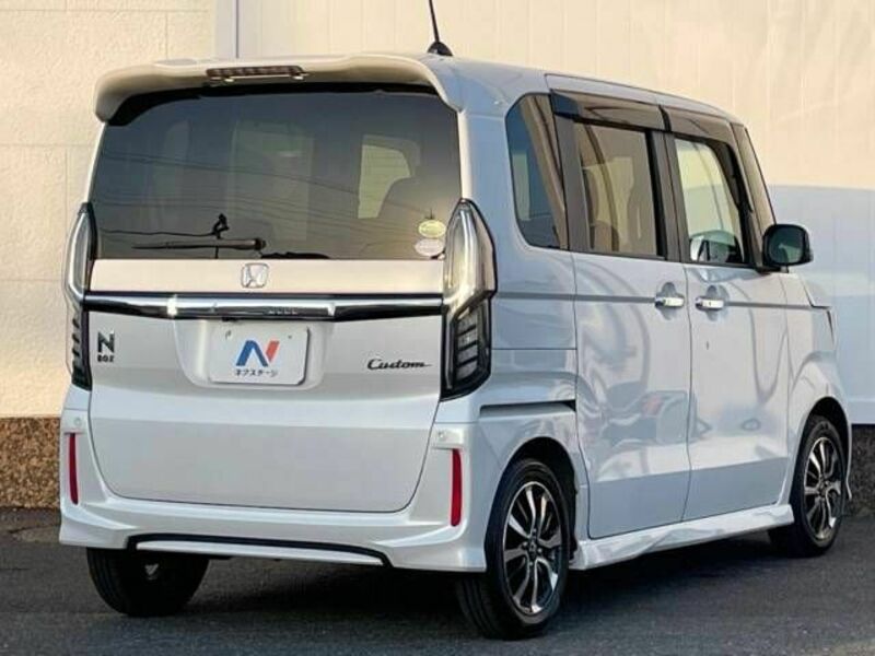 N BOX CUSTOM-14