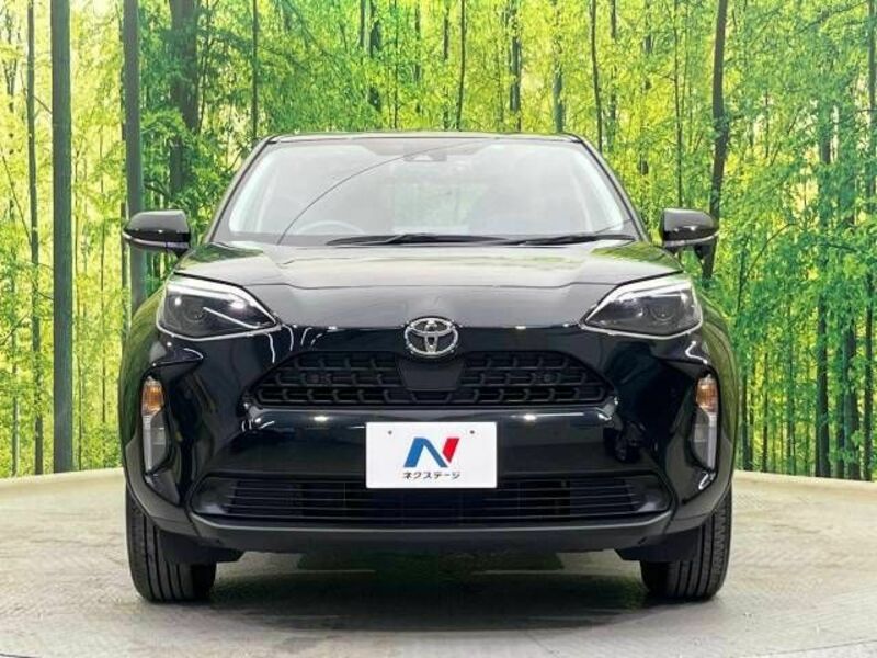YARIS CROSS-13