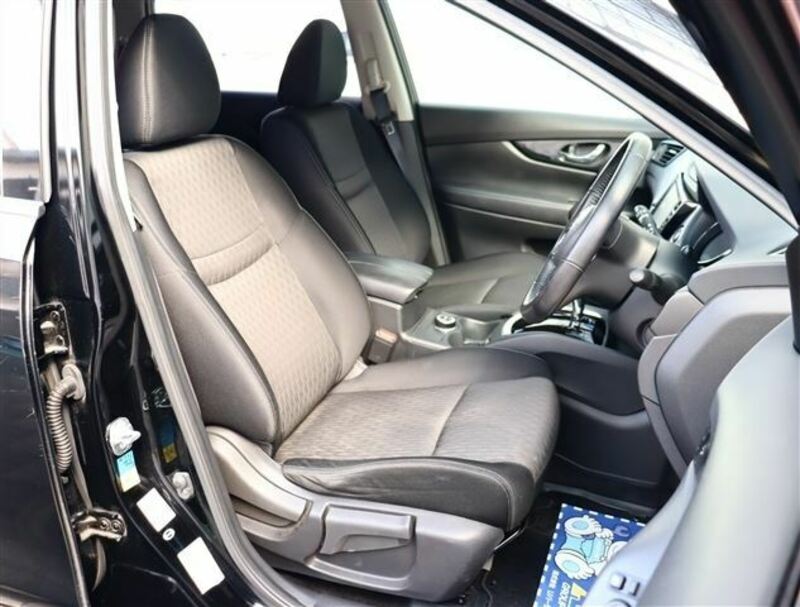 X-TRAIL-4