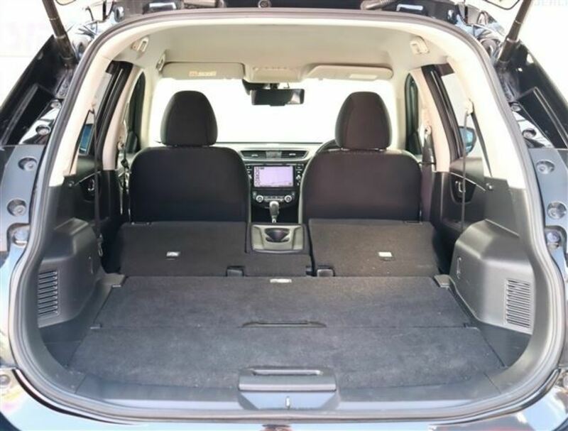 X-TRAIL-7