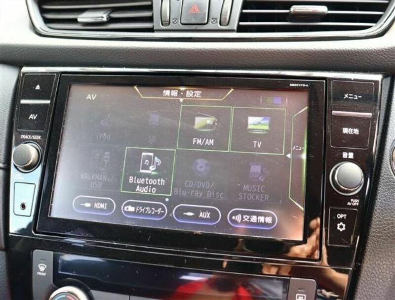 X-TRAIL-9