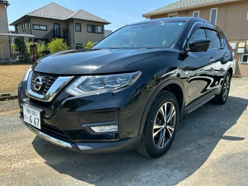 NISSAN　X-TRAIL