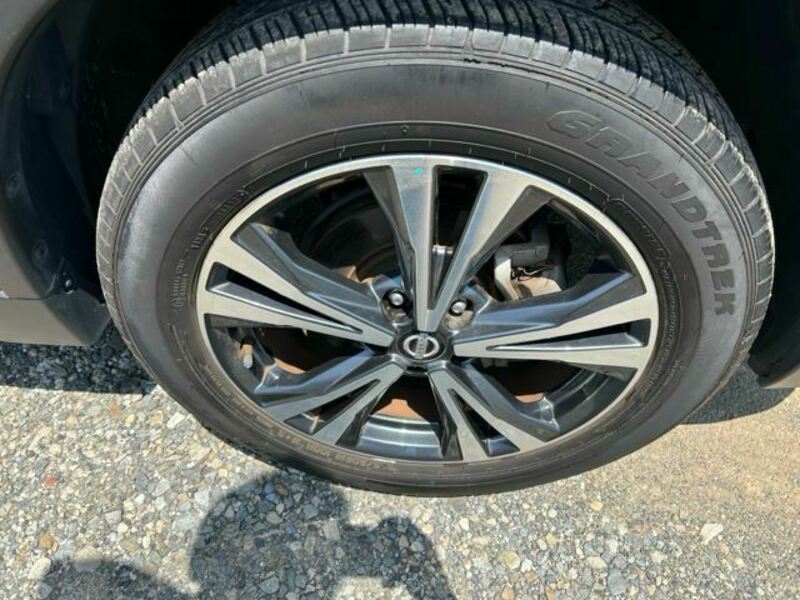 X-TRAIL-9