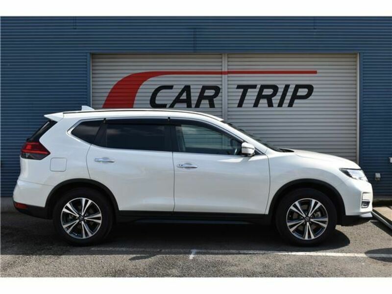 X-TRAIL-7