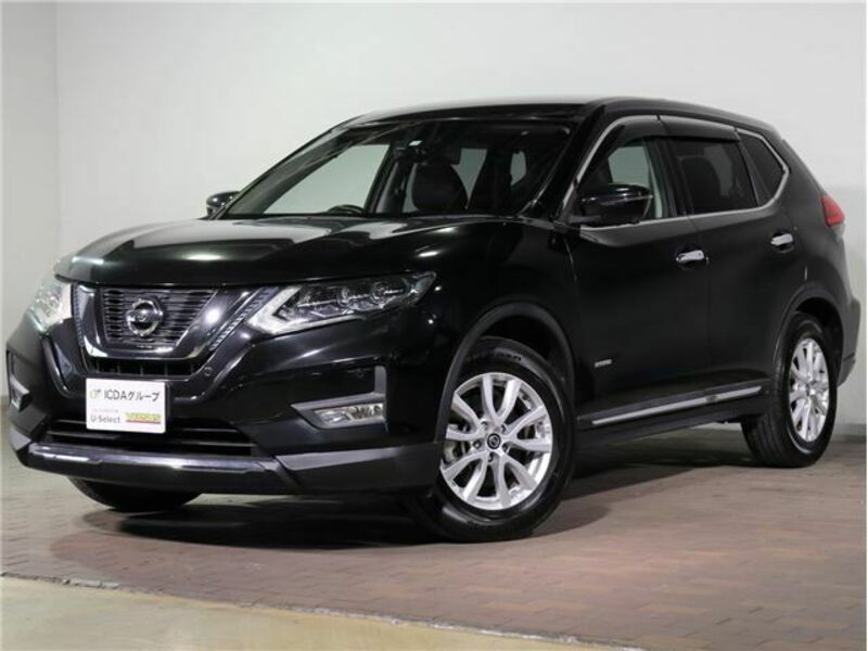 NISSAN　X-TRAIL