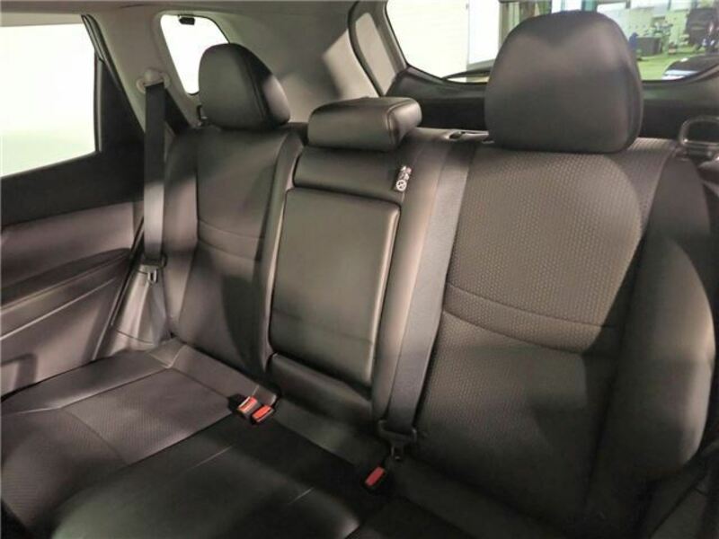 X-TRAIL-25