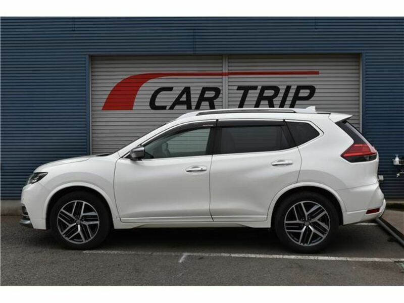X-TRAIL-4