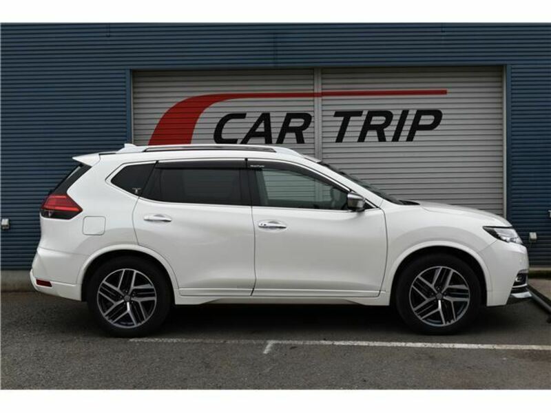 X-TRAIL-7