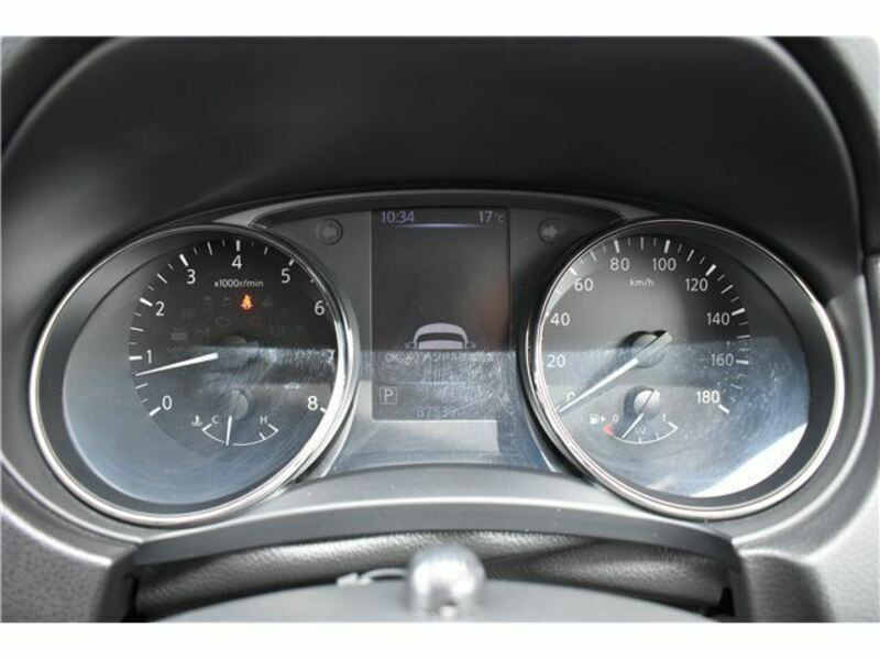 X-TRAIL-9
