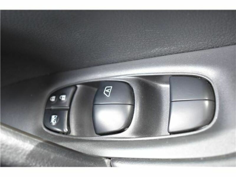 X-TRAIL-12