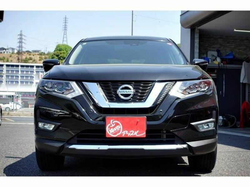 X-TRAIL-1