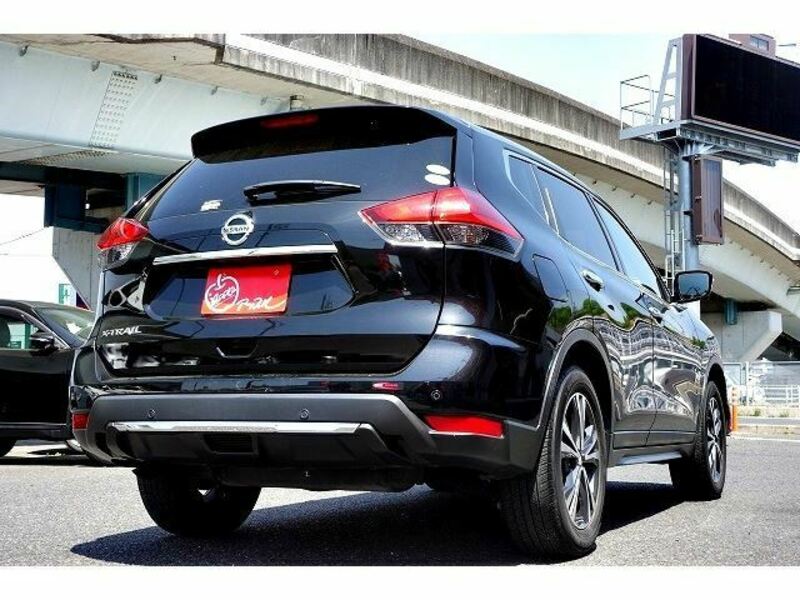 X-TRAIL-4
