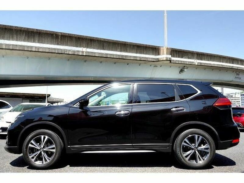 X-TRAIL-8