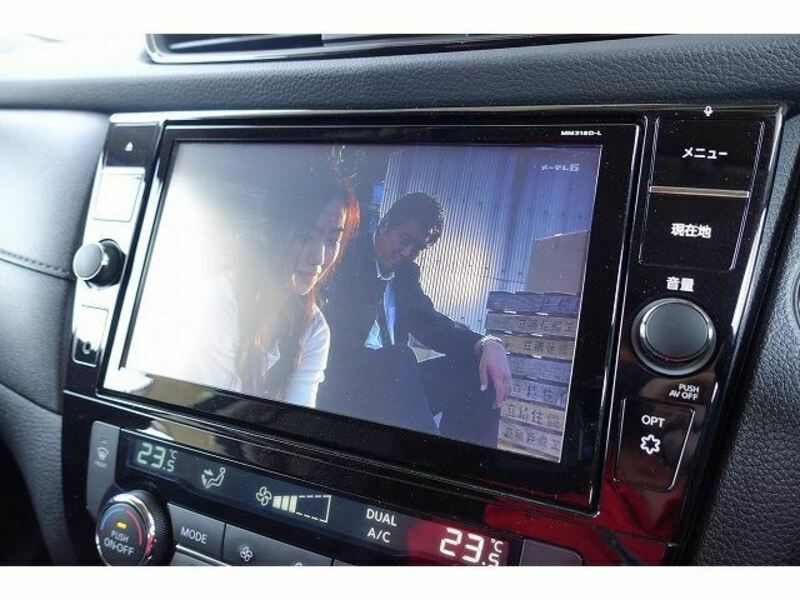 X-TRAIL-32