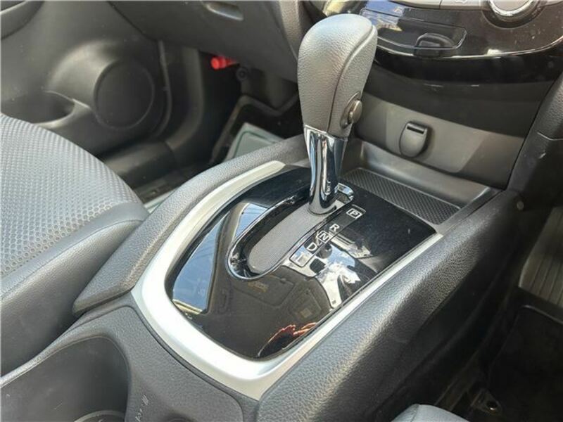 X-TRAIL-13