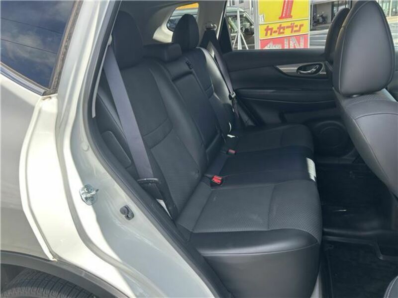 X-TRAIL-19