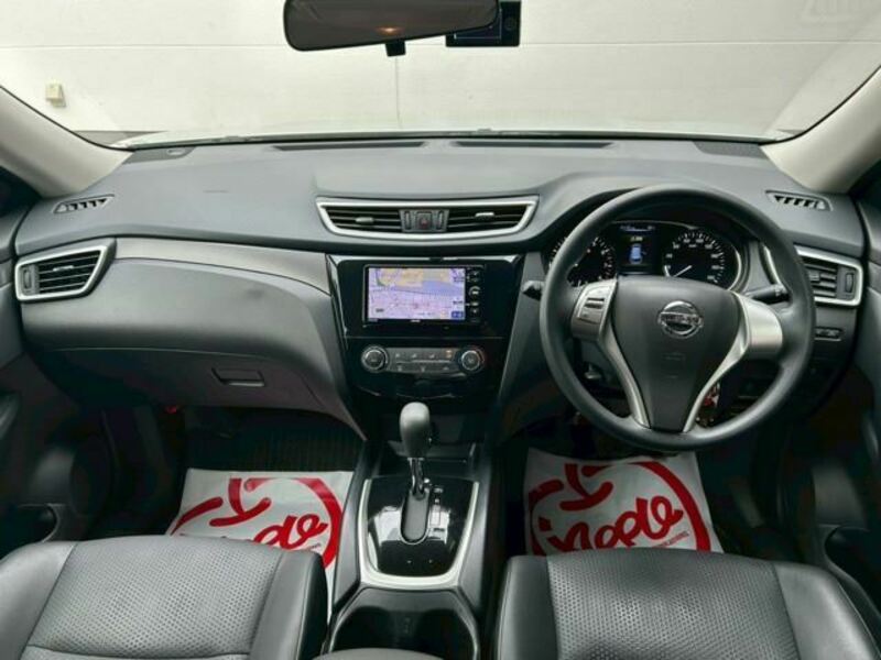 X-TRAIL-1