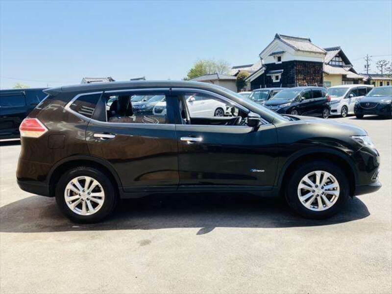 X-TRAIL-13
