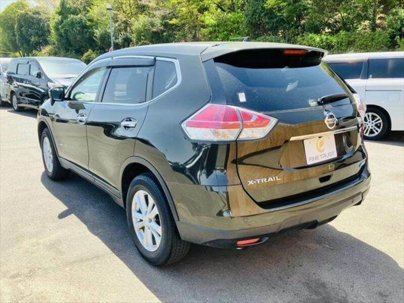 X-TRAIL-16