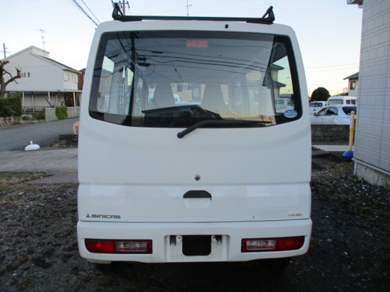 MINICAB VAN