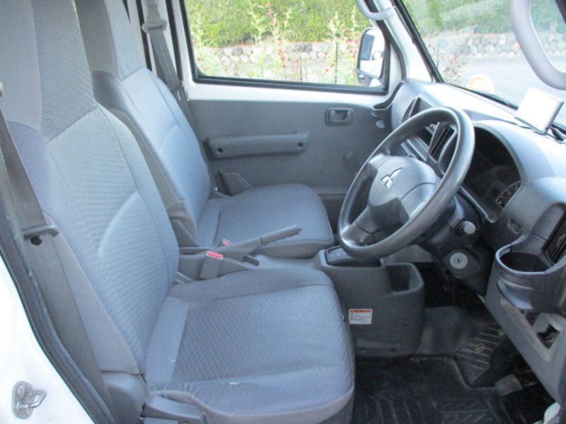 MINICAB VAN