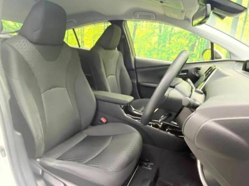 PRIUS-7