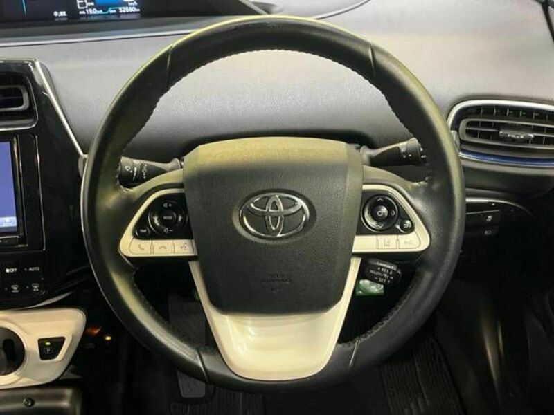 PRIUS-10