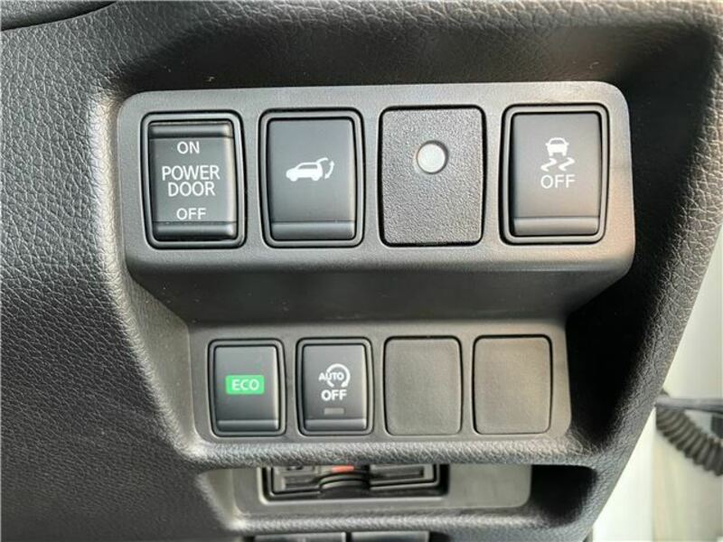 X-TRAIL-17