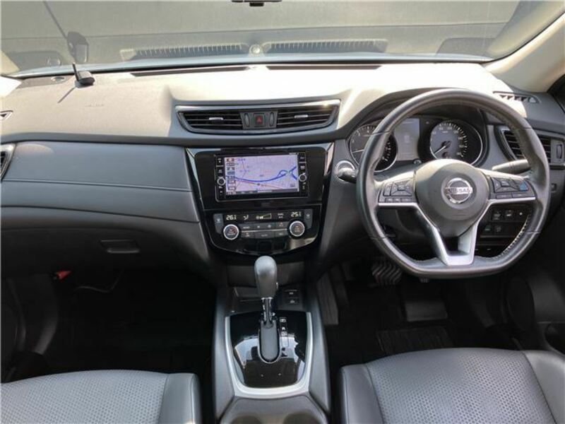 X-TRAIL-21