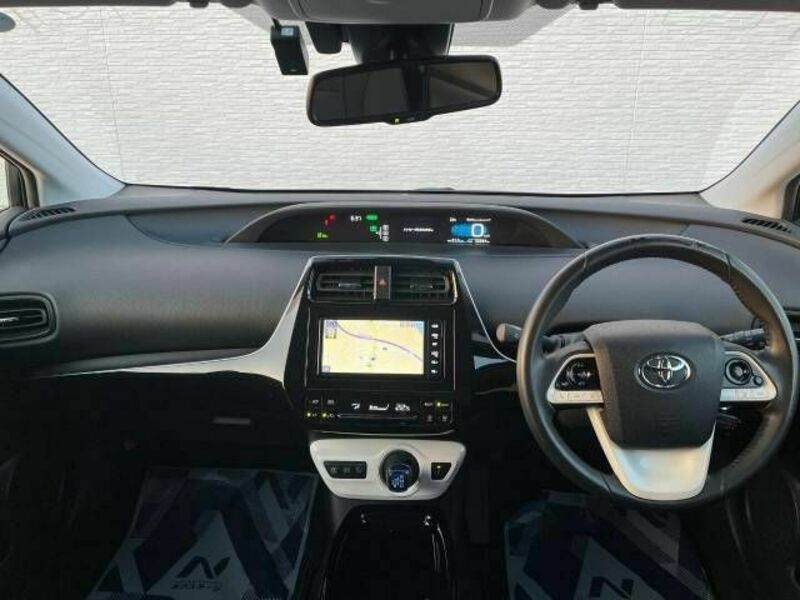 PRIUS-1