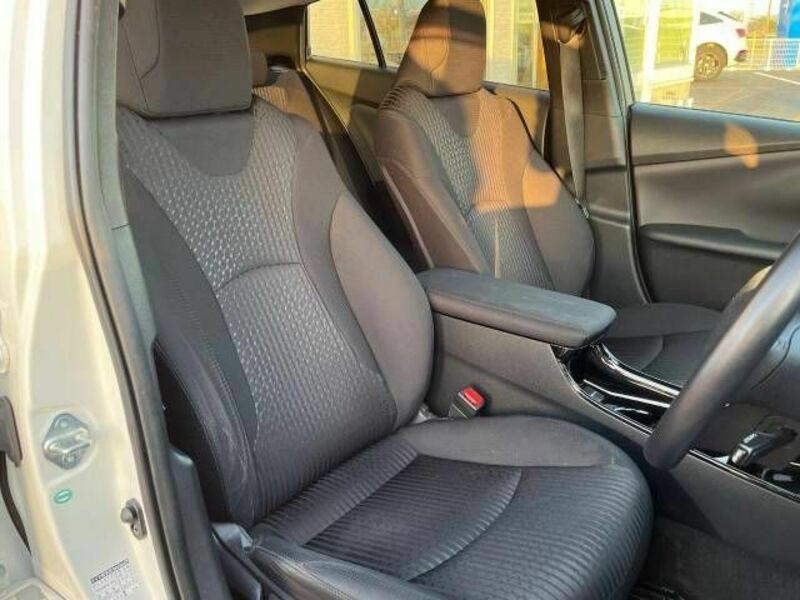 PRIUS-7