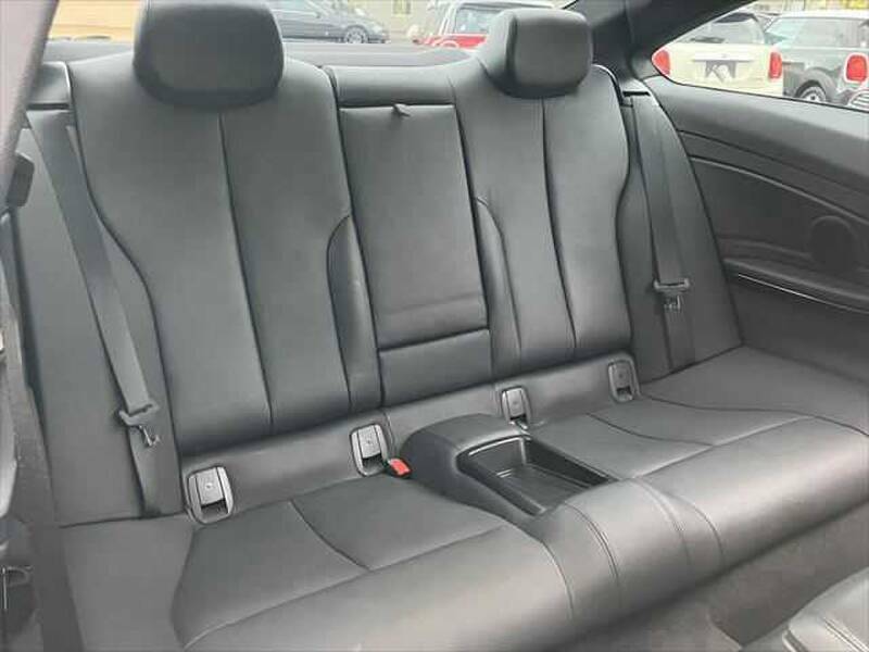 4 SERIES
