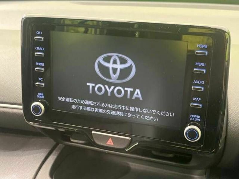 YARIS CROSS-2
