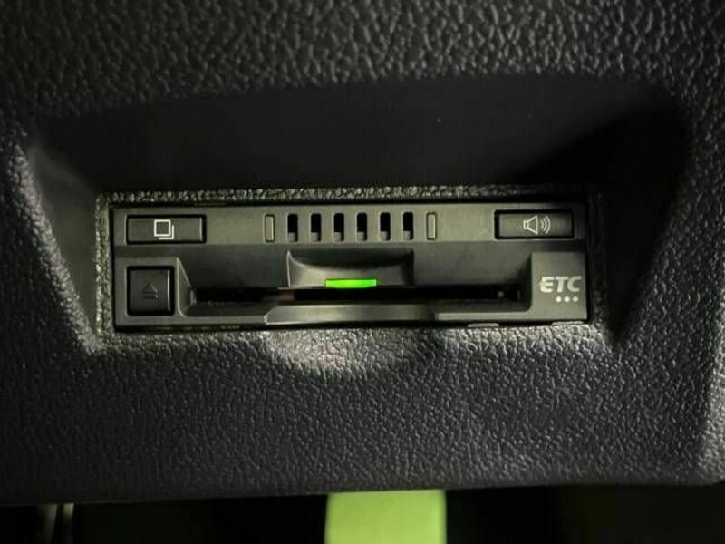 PRIUS-6