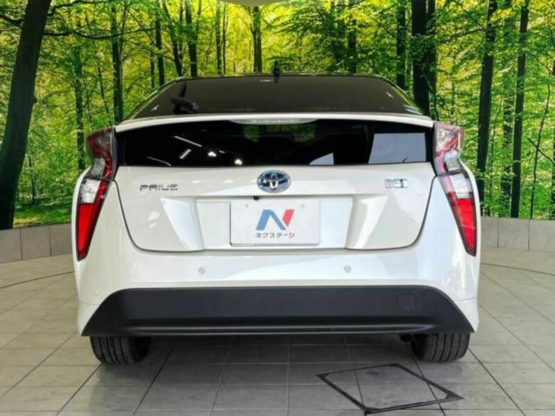 PRIUS-14