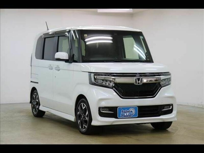 N BOX CUSTOM-17