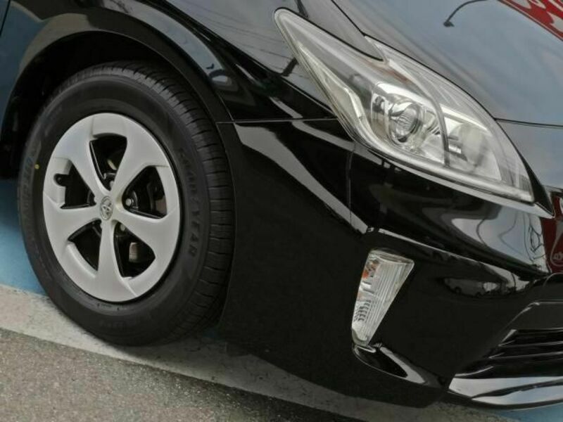 PRIUS-7