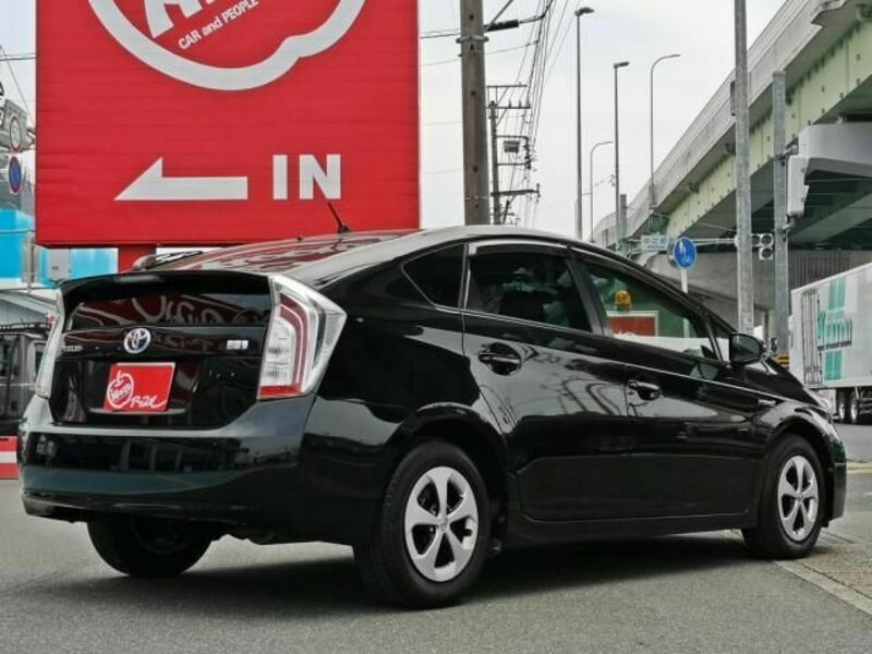 PRIUS-10