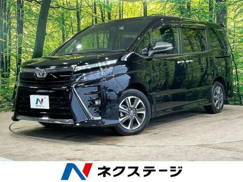 TOYOTA　VOXY