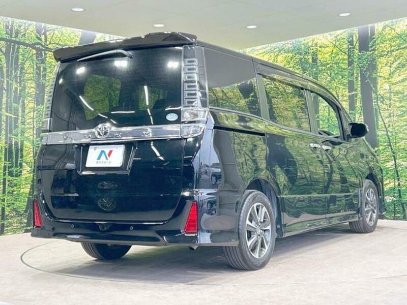 VOXY-16