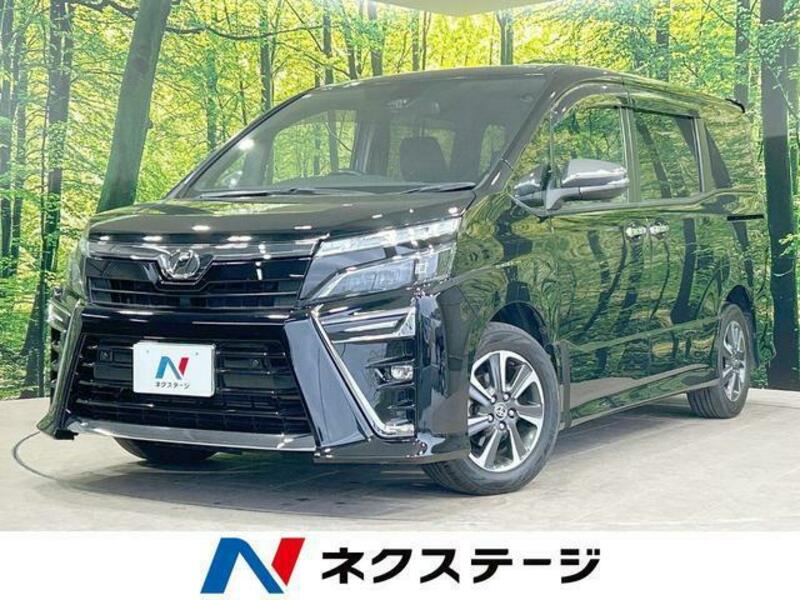 TOYOTA　VOXY