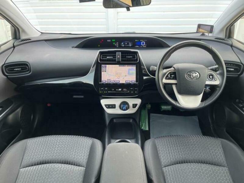 PRIUS-1
