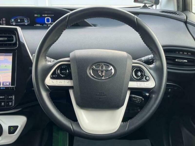 PRIUS-10