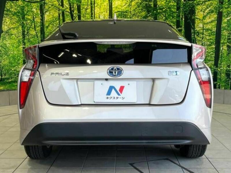 PRIUS-14
