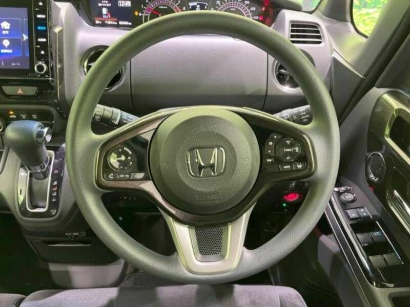 N BOX CUSTOM-11