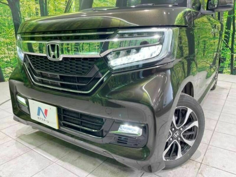 N BOX CUSTOM-12