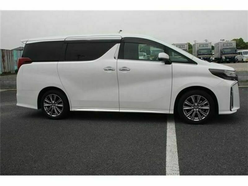 ALPHARD-9