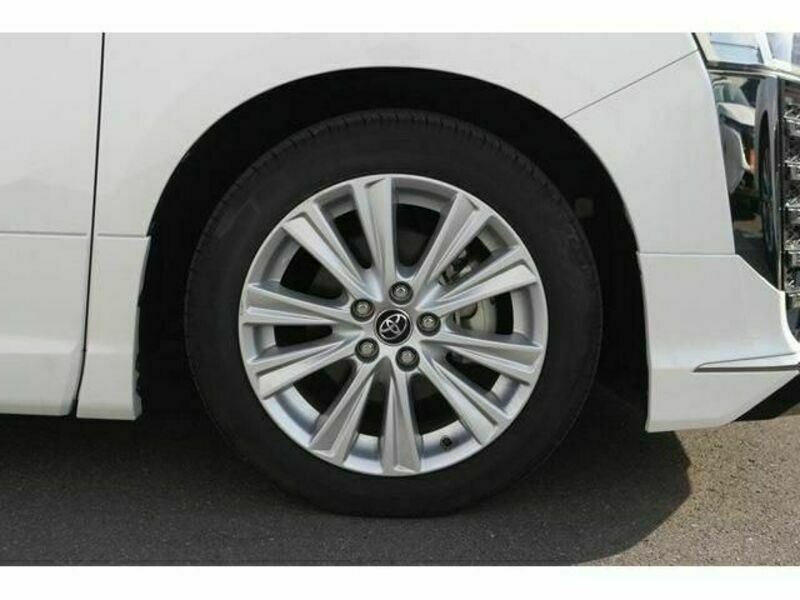 VELLFIRE-11